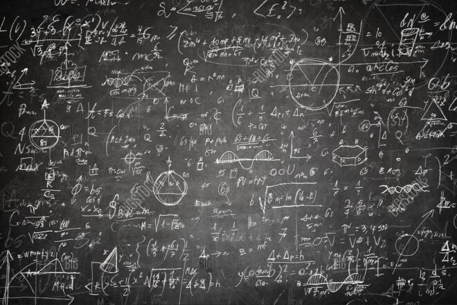 доска с математическими формулами